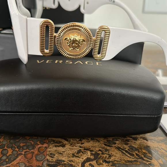 Versace White Sunglasses - Picture 10 of 10